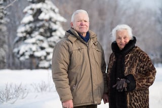 cold weather safety tips for seniors and caregivers